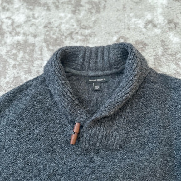 sold Banana republic wool sweater - Picture 2 of 5